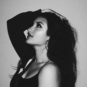 Meet your Posher, Savannah